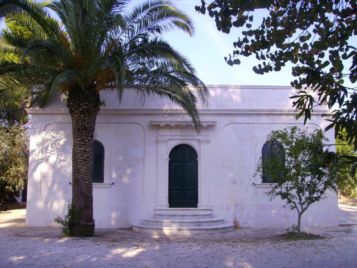 سيغلي ميسابيكا Villa Miccoli Apartments المظهر الخارجي الصورة