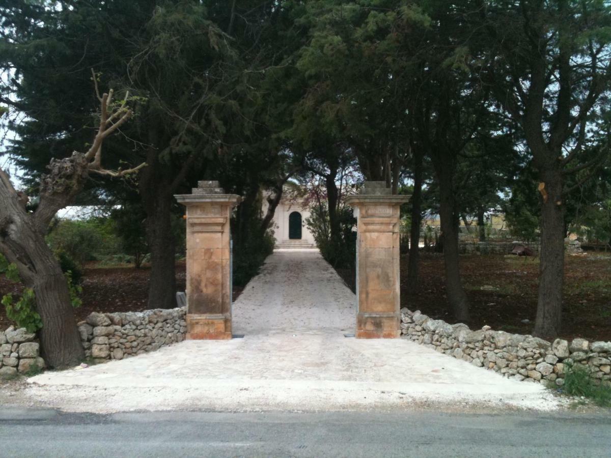 سيغلي ميسابيكا Villa Miccoli Apartments المظهر الخارجي الصورة