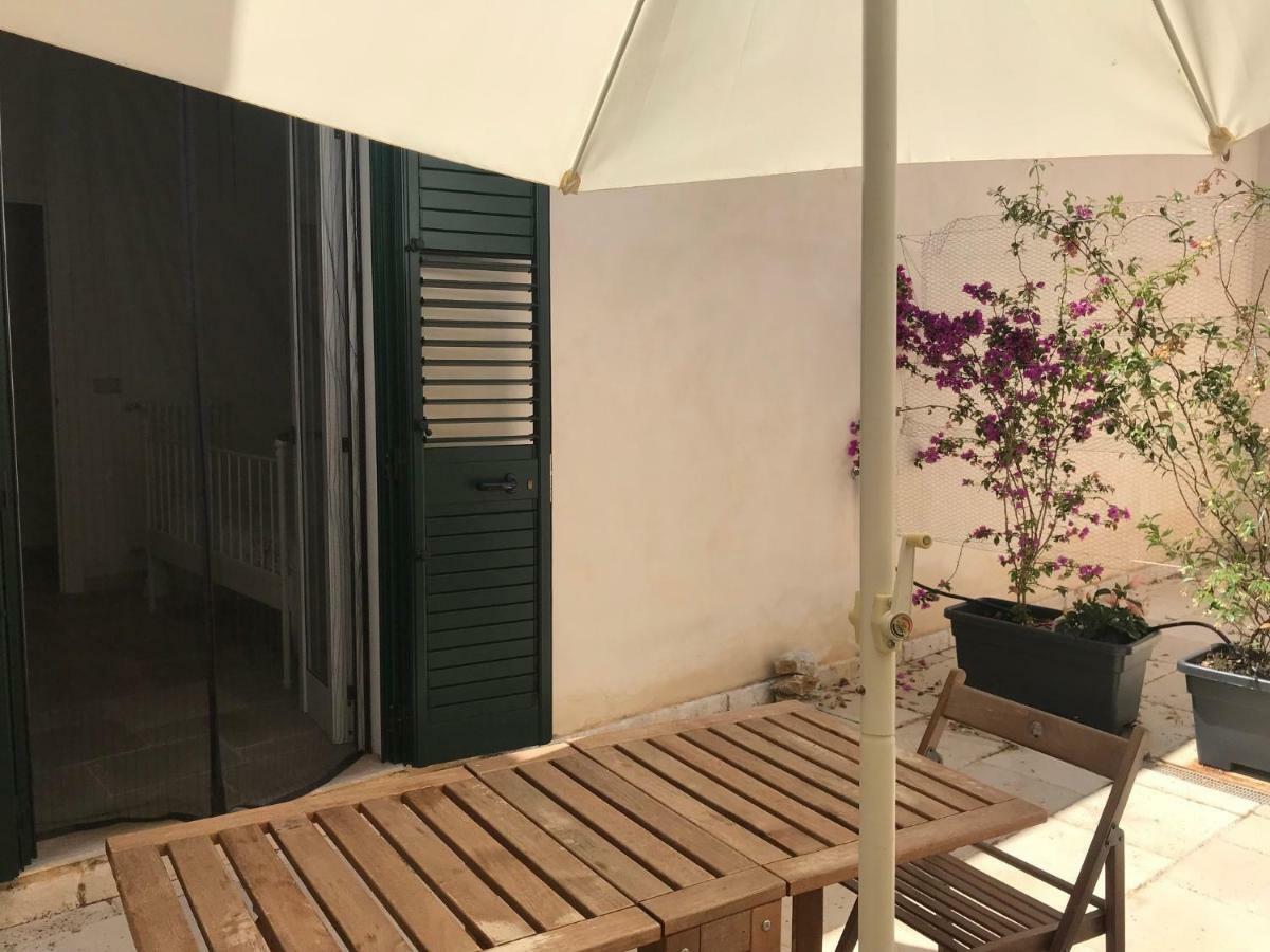 سيغلي ميسابيكا Villa Miccoli Apartments المظهر الخارجي الصورة