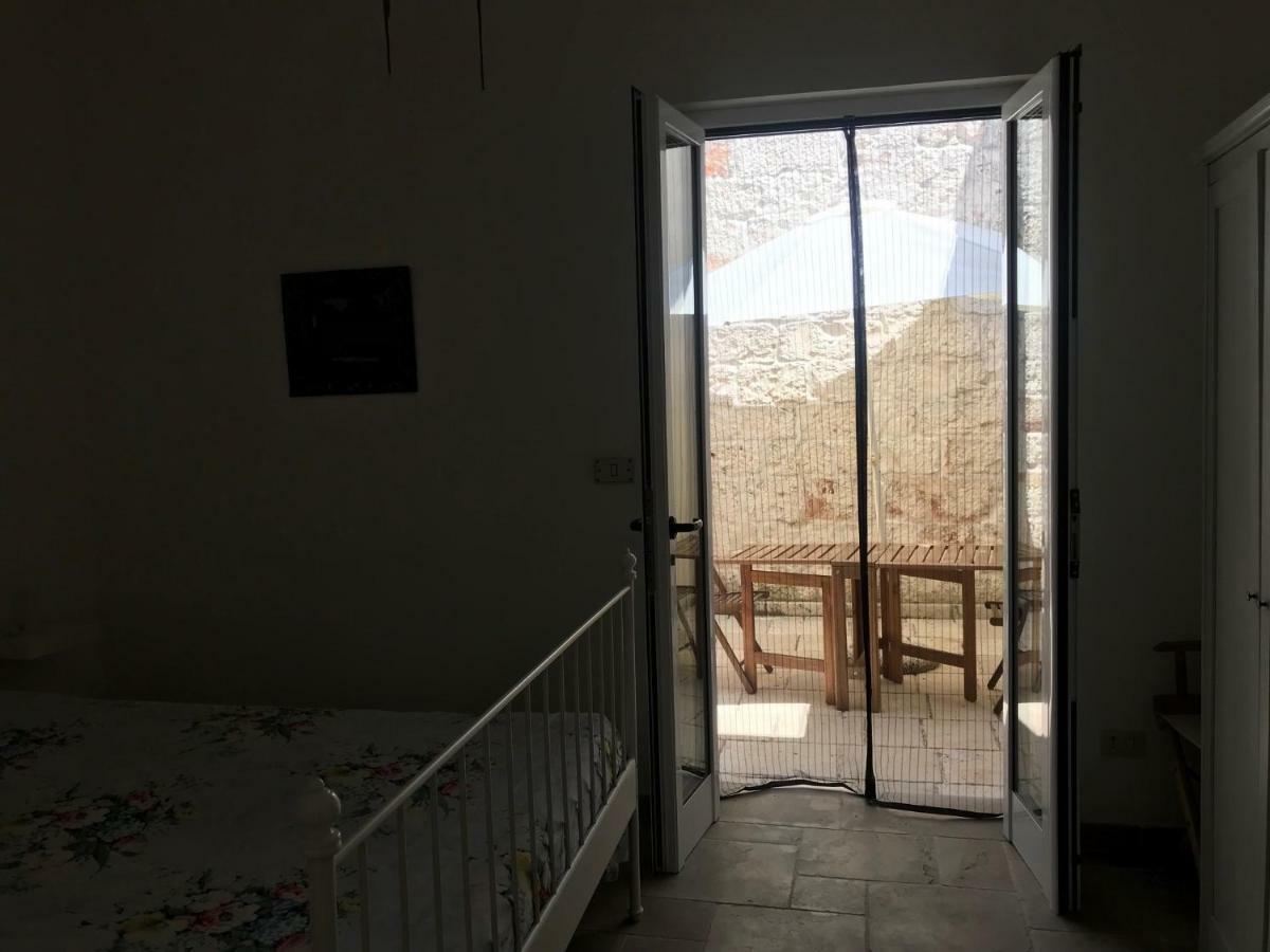 سيغلي ميسابيكا Villa Miccoli Apartments المظهر الخارجي الصورة