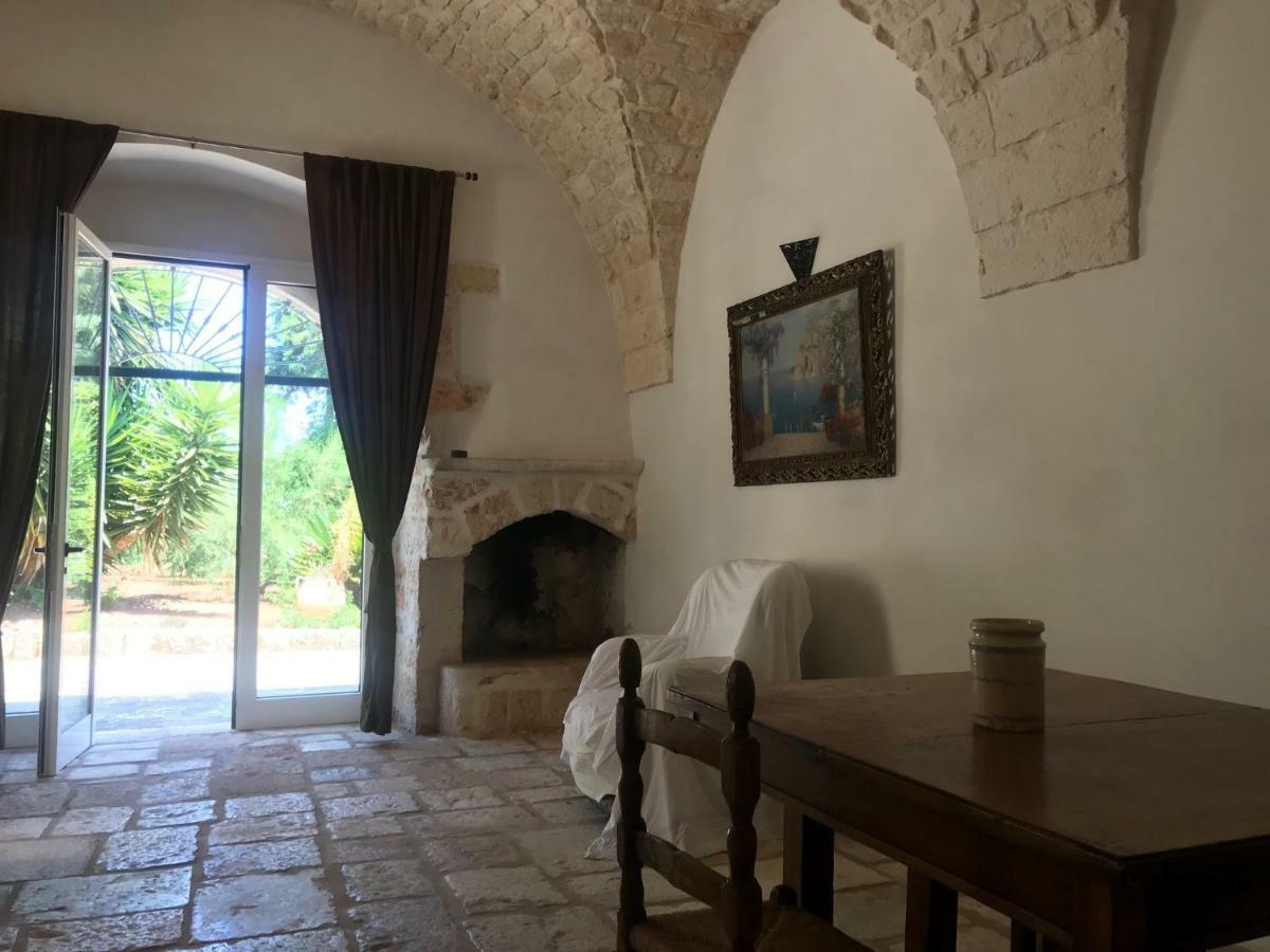 سيغلي ميسابيكا Villa Miccoli Apartments المظهر الخارجي الصورة