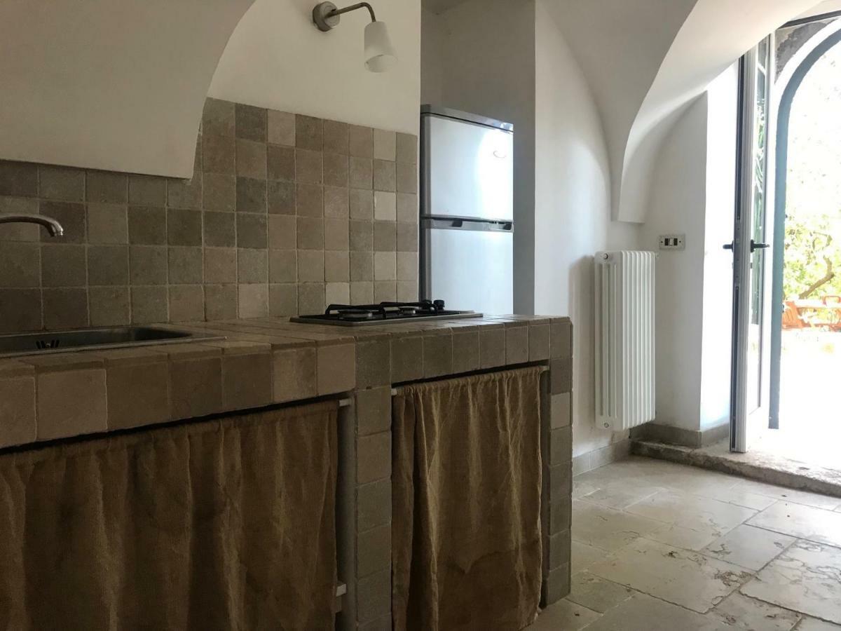 سيغلي ميسابيكا Villa Miccoli Apartments المظهر الخارجي الصورة