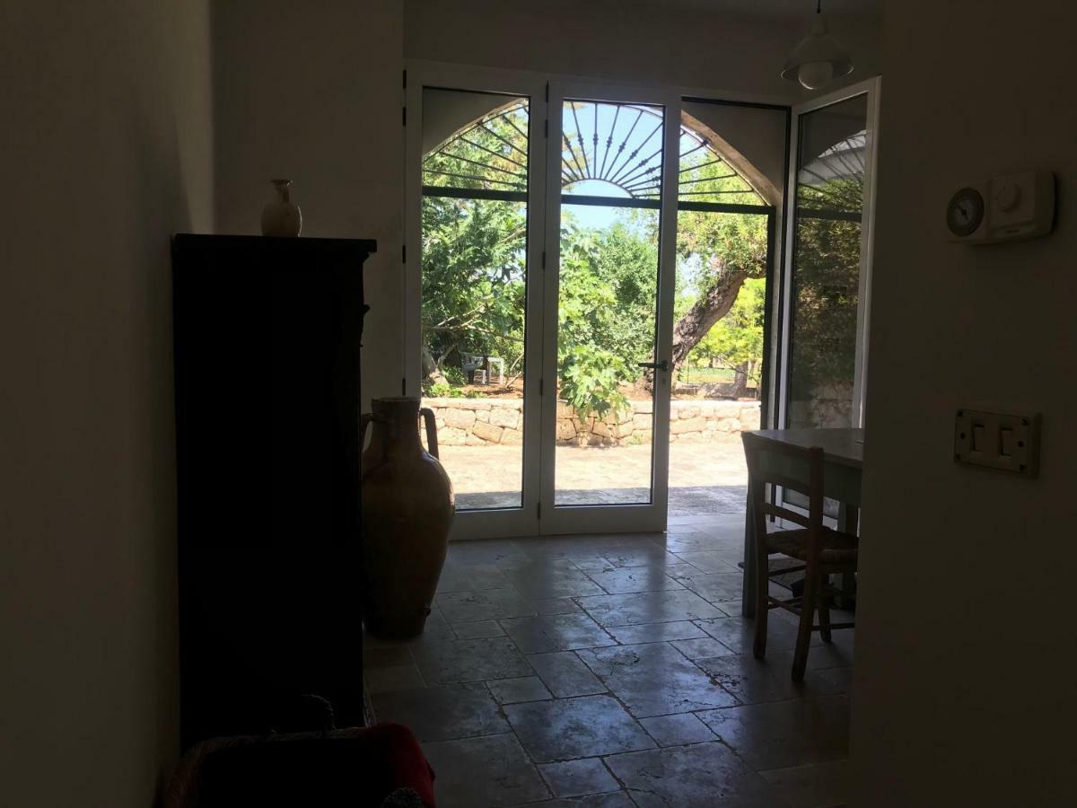 سيغلي ميسابيكا Villa Miccoli Apartments المظهر الخارجي الصورة