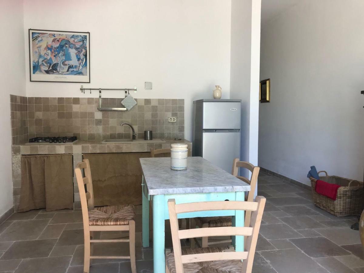 سيغلي ميسابيكا Villa Miccoli Apartments المظهر الخارجي الصورة